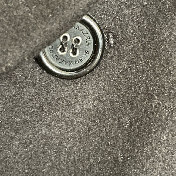 BCBG Max Azria Wool/ Poly/ Cashmere Ruffle Jacket w Button Detail; Size M/L - Picture 8 of 16